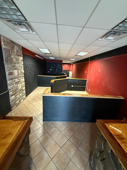 116 East Blvd N, Rapid City, SD à louer - Photo du bâtiment - Image 1 de 11