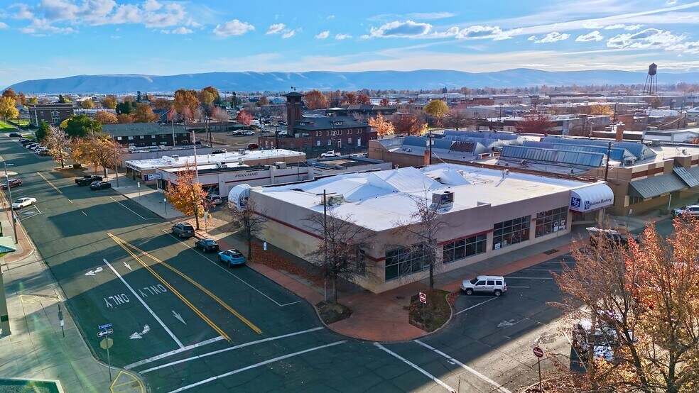 310 E Chestnut Ave, Yakima, WA à vendre - Photo du bâtiment - Image 3 de 13