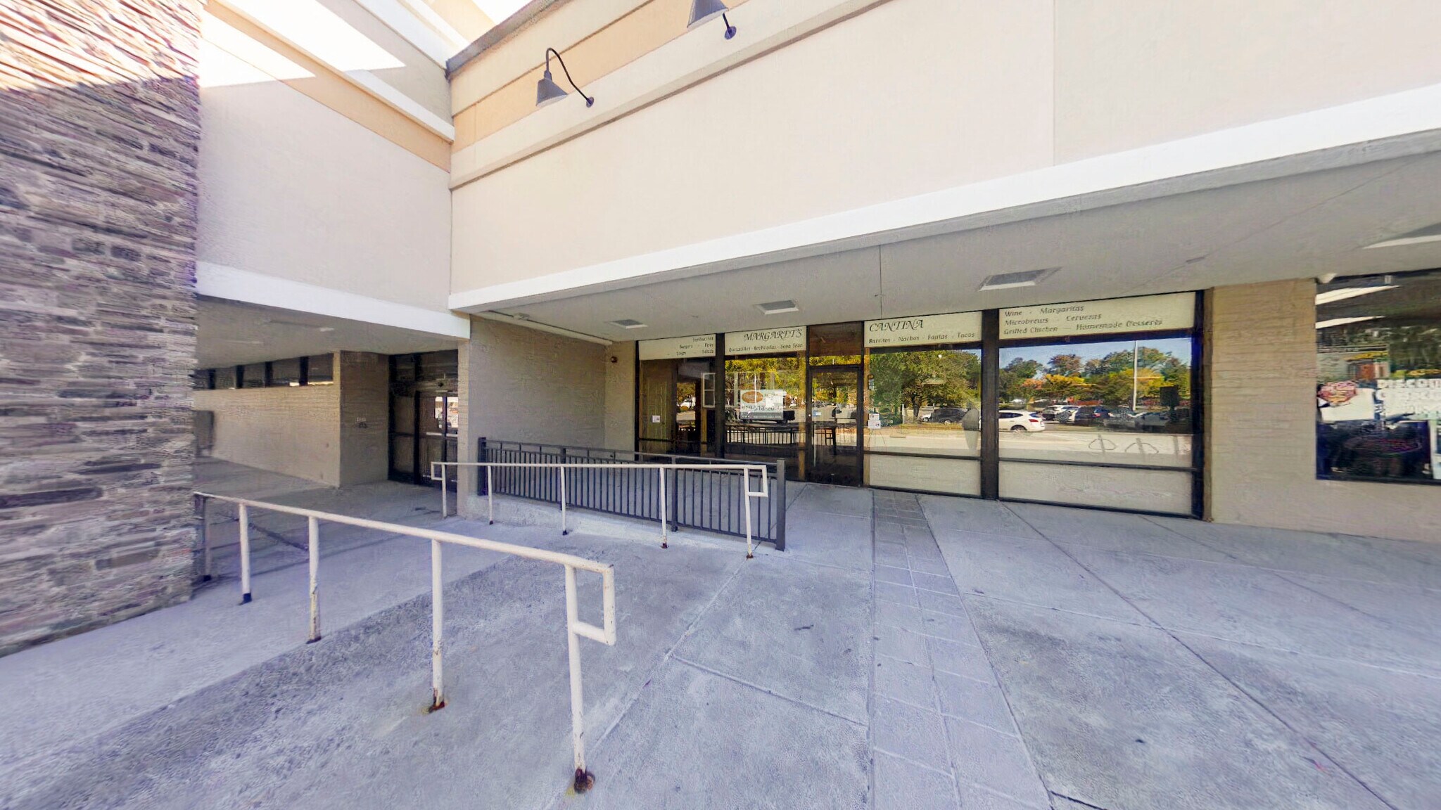 1129 Weaver Dairy Rd, Chapel Hill, NC for lease Building Photo- Image 1 of 16