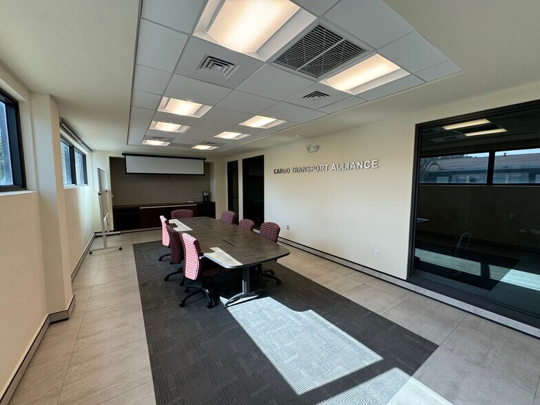 2216 N 20th Ave, Hollywood, FL à vendre - Photo intérieure - Image 3 de 21