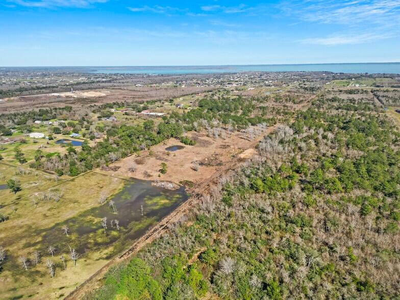 000 FM 2354, Baytown, TX à vendre - Photo du bâtiment - Image 3 de 10