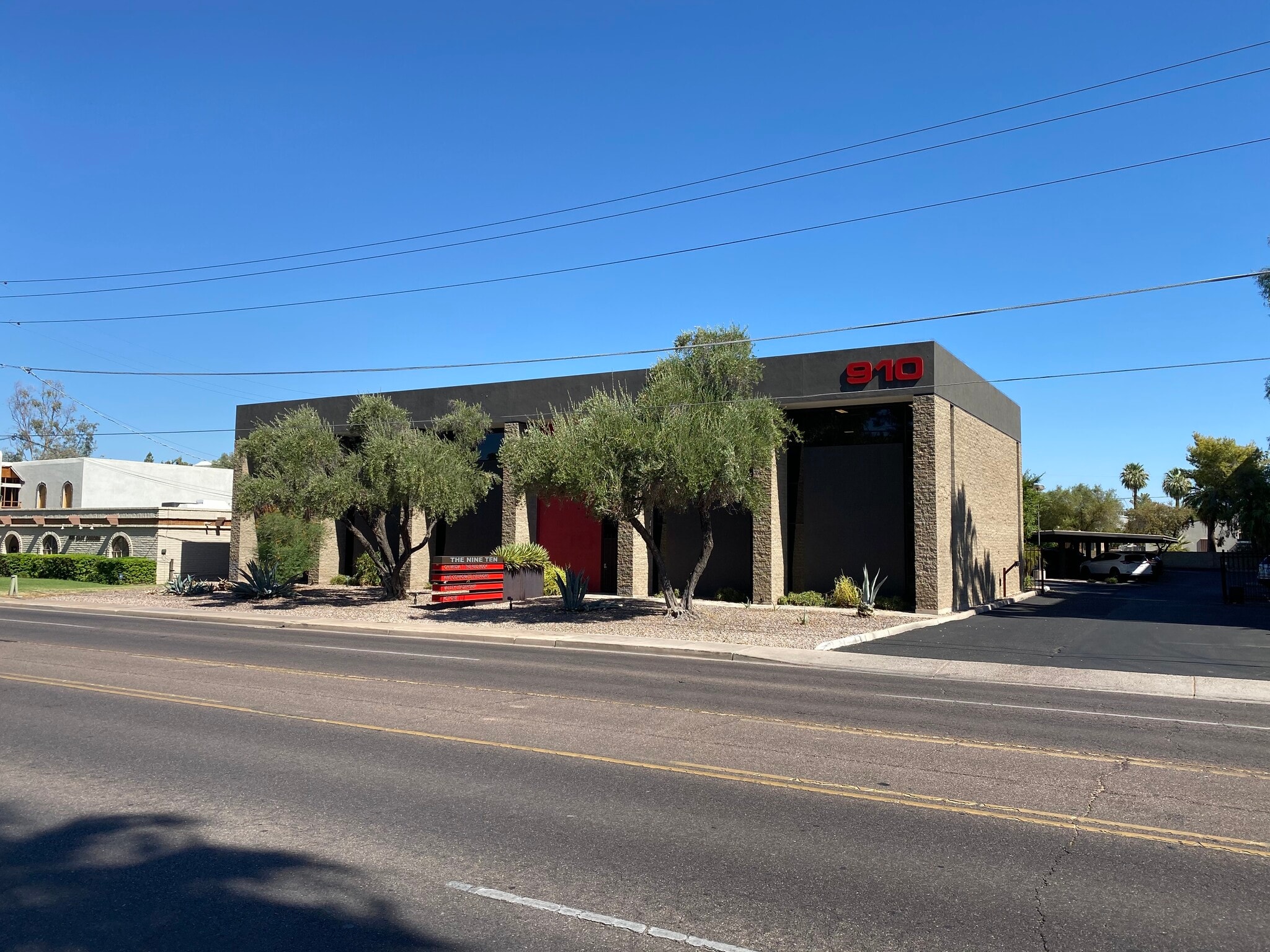 910 E Osborn Rd, Phoenix, AZ for lease Primary Photo- Image 1 of 17