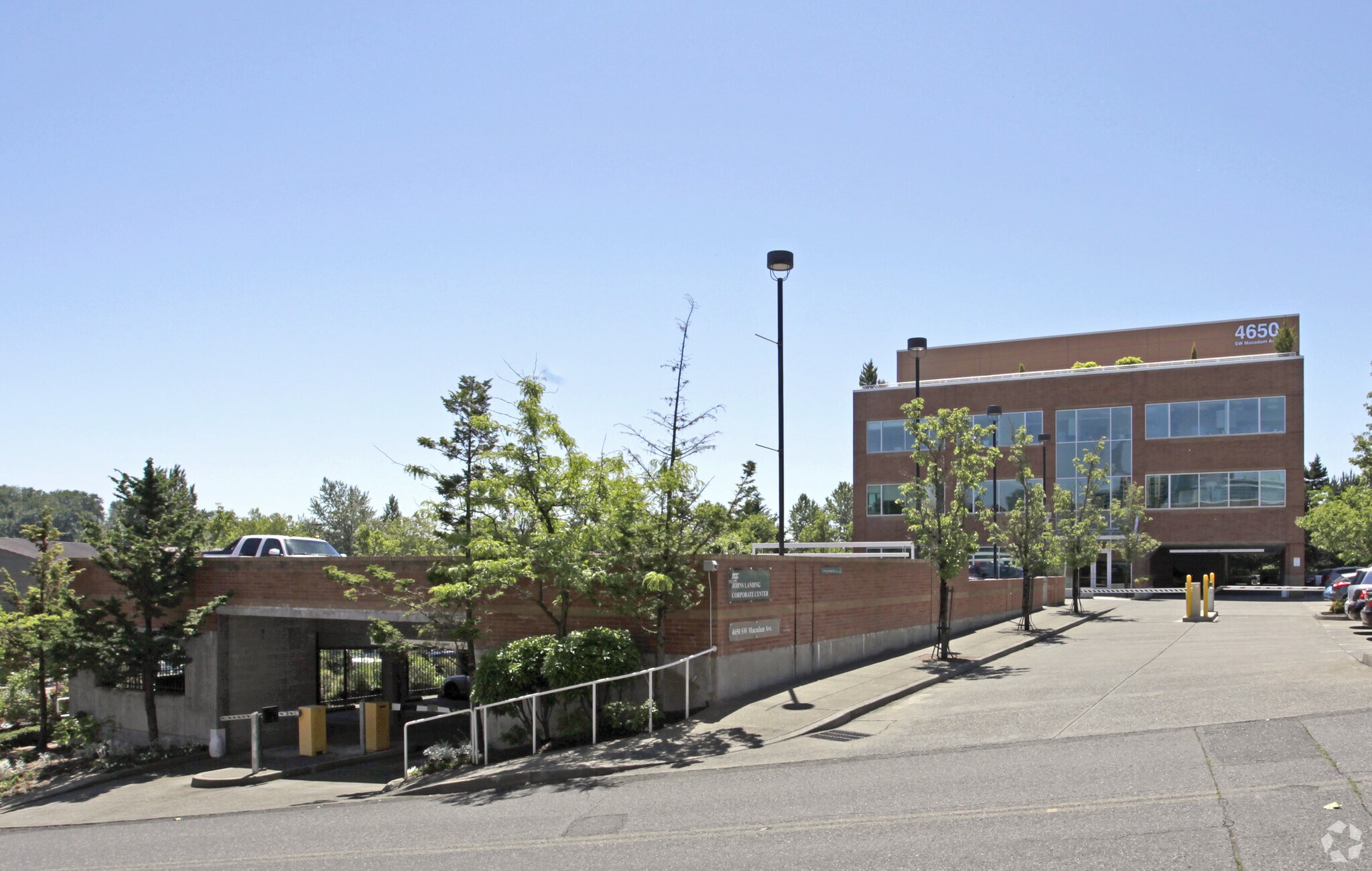 4650 SW Macadam Ave, Portland, OR for lease Primary Photo- Image 1 of 25