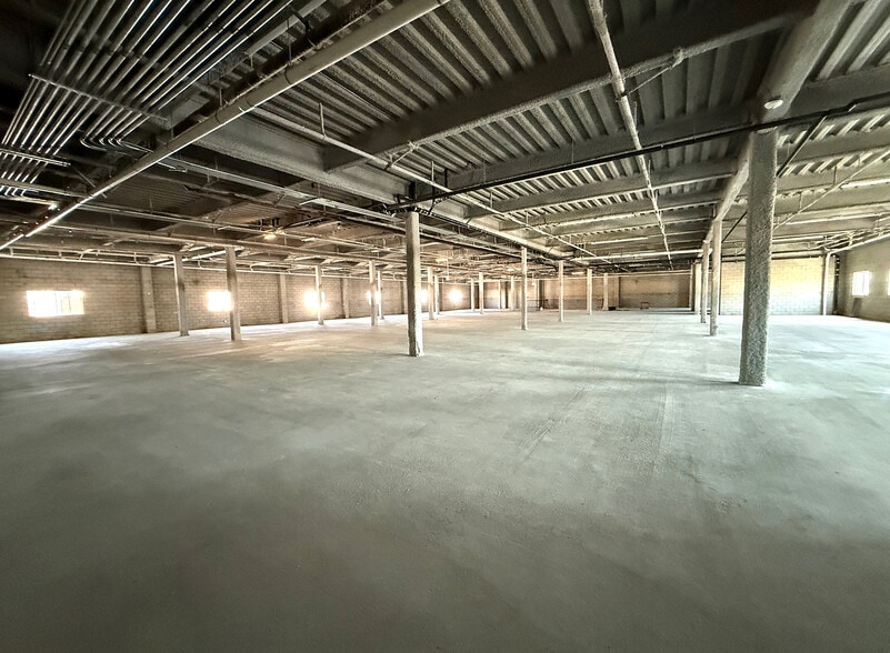 746-756 Ceres Ave, Los Angeles, CA for lease - Interior Photo - Image 3 of 18