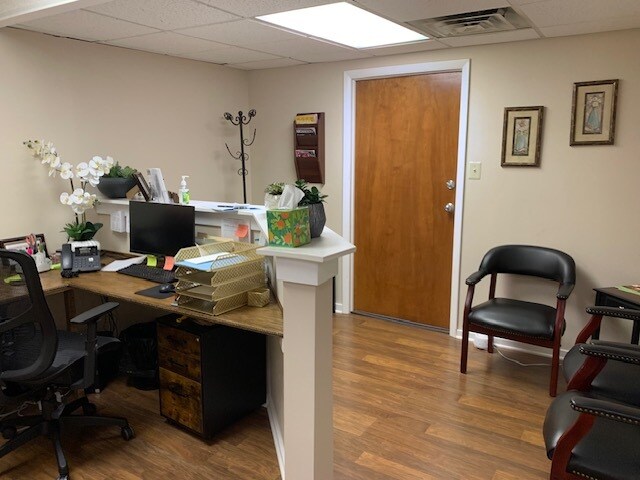 1018 Bethlehem Pike, Spring House, PA à louer - Photo du bâtiment - Image 2 de 17