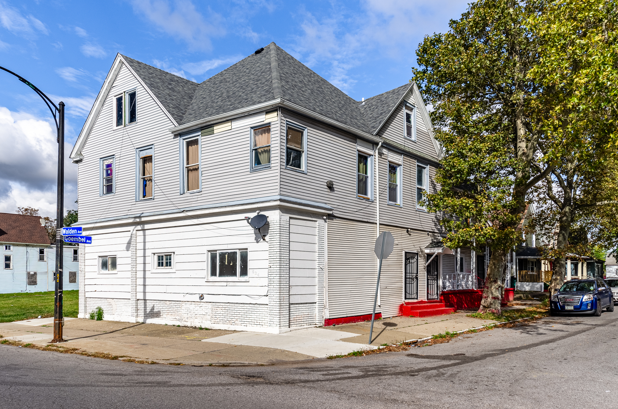 534 Walden Ave, Buffalo, NY à vendre Photo du bâtiment- Image 1 de 1