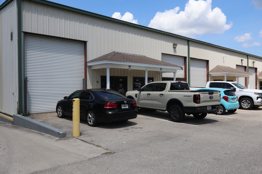 250 Ram Blvd, Midway, FL for lease - Building Photo - Image 2 of 23
