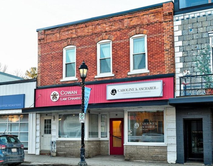 24 Bruce St S, Thornbury, ON à vendre Photo du bâtiment- Image 1 de 1