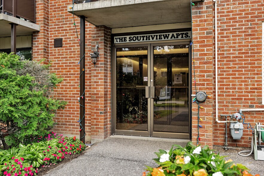 18 Haggart St, Perth, ON à vendre - Photo du bâtiment - Image 3 de 7