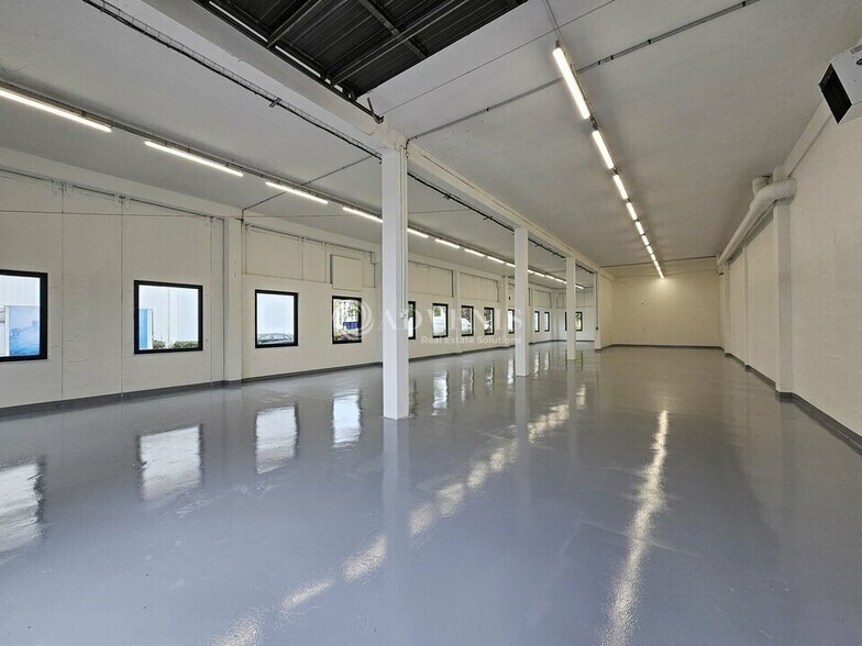 Flex dans Gennevilliers à louer - Photo du bâtiment - Image 2 de 5