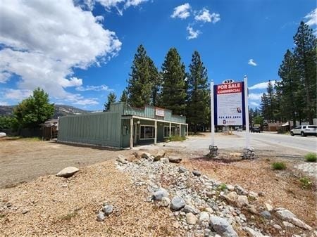 439 W Big Bear Blvd, Big Bear City, CA à vendre - Photo principale - Image 1 de 1