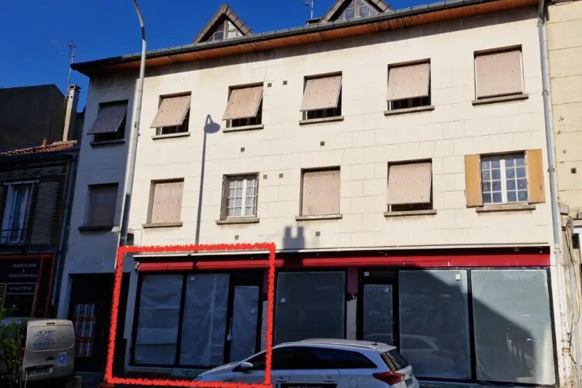 Commerce de détail dans Alfortville à louer Photo du bâtiment- Image 1 de 10