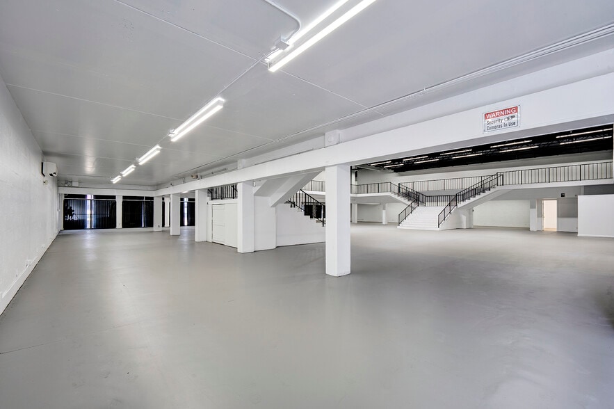 32 S Dixie Hwy, Lake Worth, FL for sale - Interior Photo - Image 3 of 25