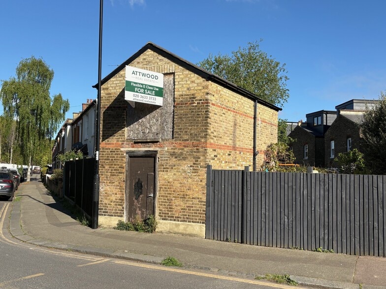 68b Fernbrook Road, London for sale - Primary Photo - Image 1 of 4