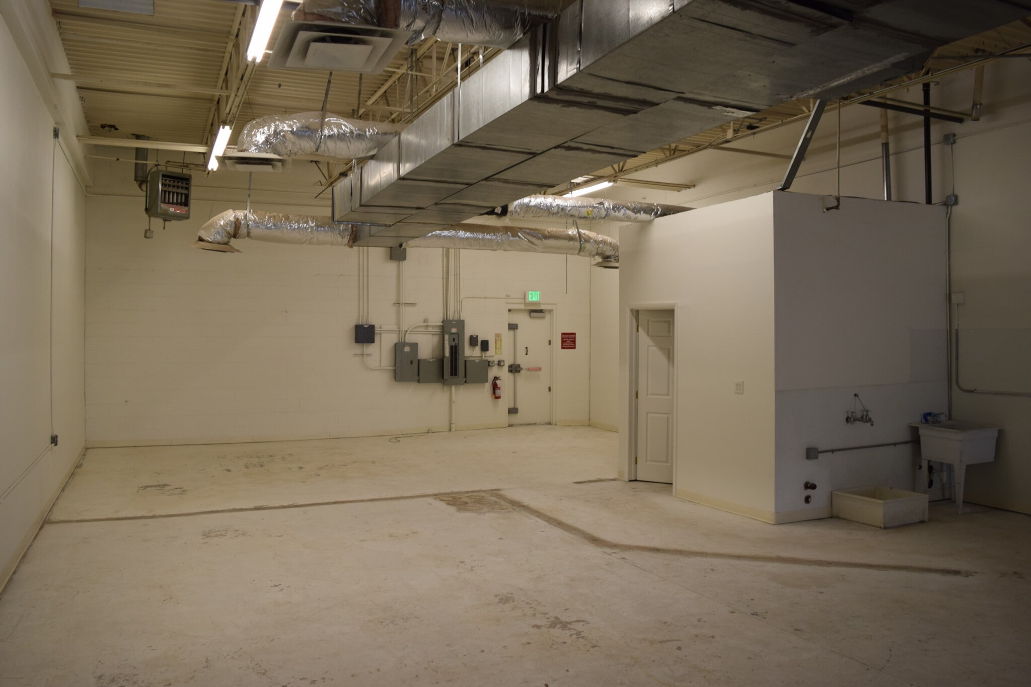 1015 W Evans Ave, Denver, CO for lease Interior Photo- Image 1 of 5