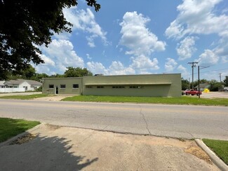 Plus de détails pour 424 W 10th St, Shawnee, OK - Industriel à vendre