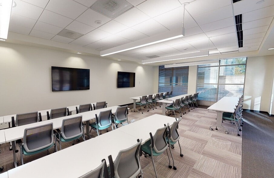 1 Church St, Rockville, MD for lease - Interior Photo - Image 2 of 8