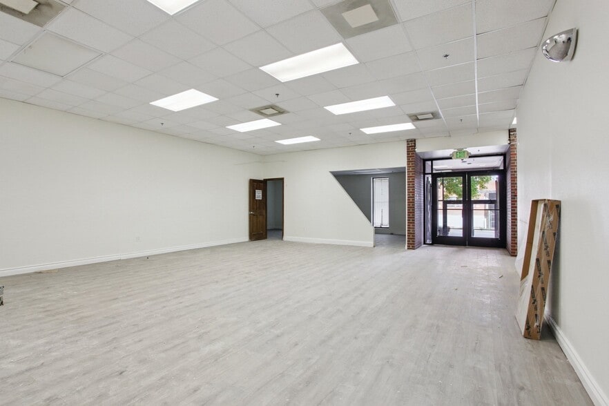 3900 E 48th Ave, Denver, CO for sale - Interior Photo - Image 3 of 6