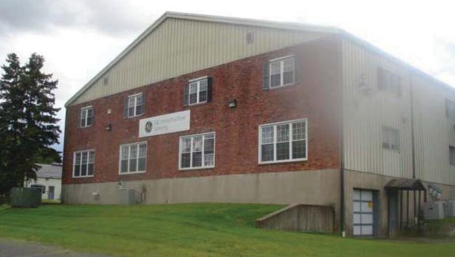 3 Dunham Dr, New Fairfield, CT à louer - Photo principale - Image 1 de 1