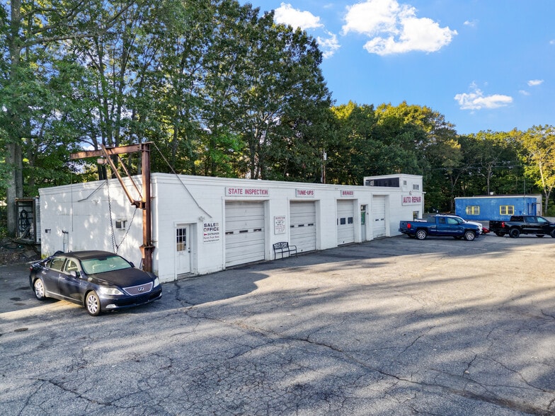 890 Boston Tpke, Shrewsbury, MA for lease - Building Photo - Image 3 of 3