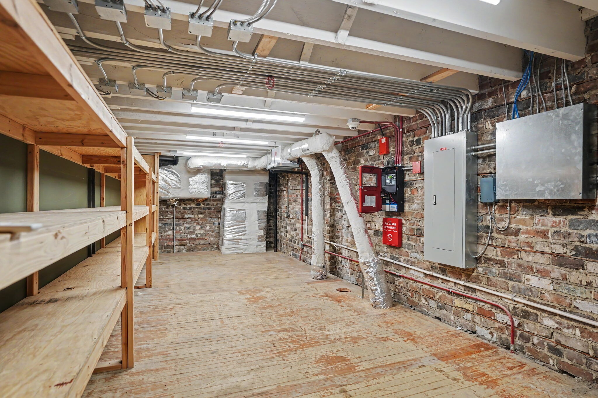 101 E Broughton St, Savannah, GA for lease Interior Photo- Image 1 of 40