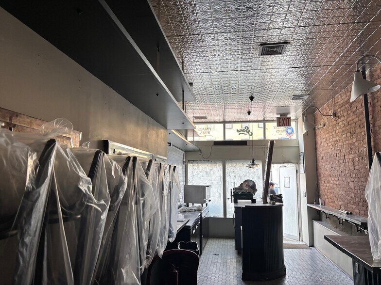 447 Rogers Ave, Brooklyn, NY for lease - Building Photo - Image 3 of 10