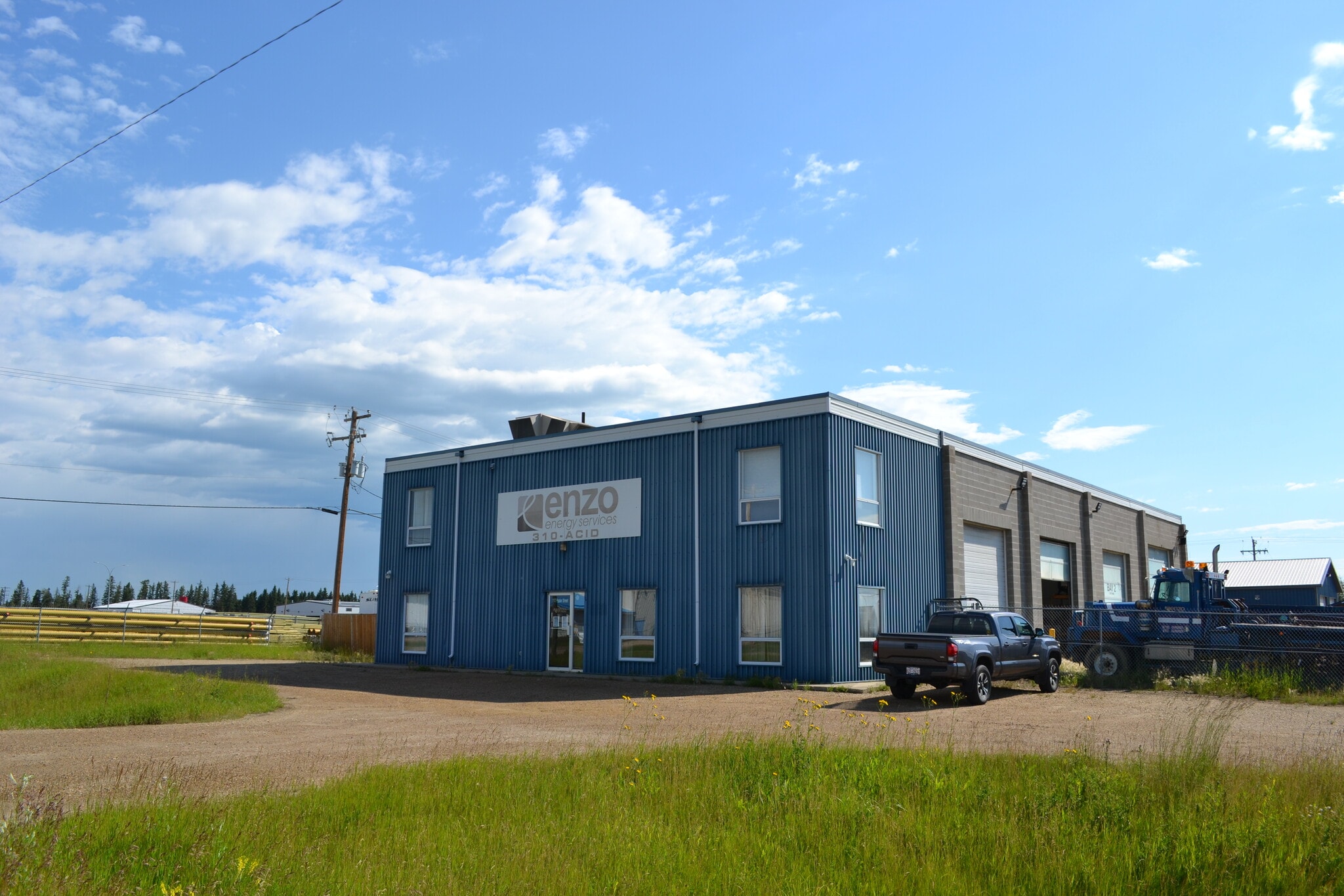 113 Poplar St, Red Deer County, AB for sale Primary Photo- Image 1 of 1