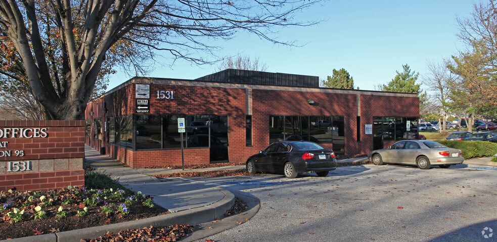 1501 S Edgewood St, Baltimore, MD à louer - Photo du bâtiment - Image 3 de 6