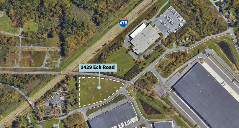 1429 Eck Rd, Allentown, PA à louer Photo du bâtiment- Image 1 de 2