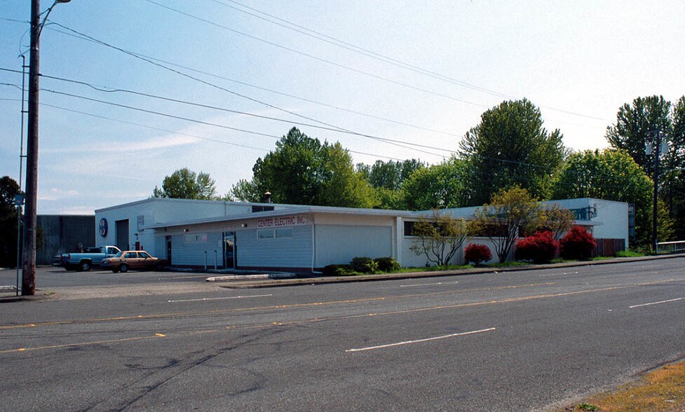 1212 S 30th St, Tacoma, WA à vendre - Photo du bâtiment - Image 3 de 5