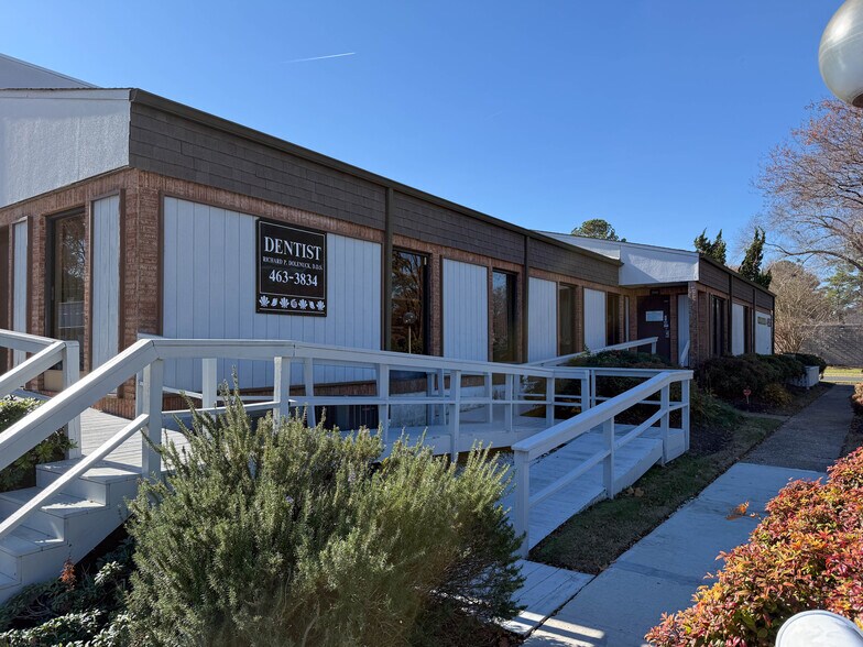 4169 Virginia Beach Blvd, Virginia Beach, VA à vendre - Photo du bâtiment - Image 1 de 13