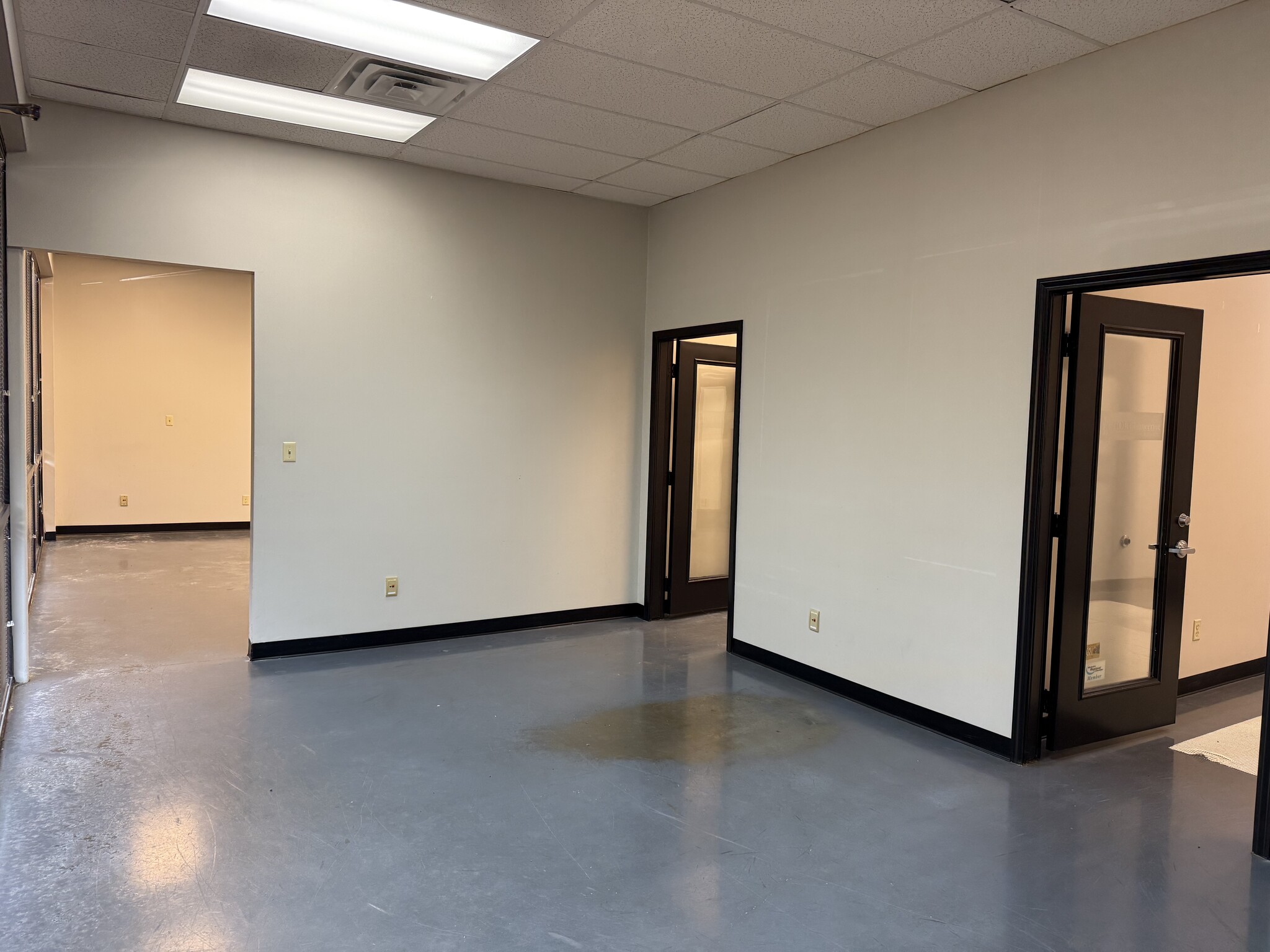 7225 Riverdale Bend Rd, Memphis, TN for lease Interior Photo- Image 1 of 11