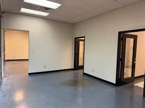 7225 Riverdale Bend Rd, Memphis, TN for lease Interior Photo- Image 1 of 11