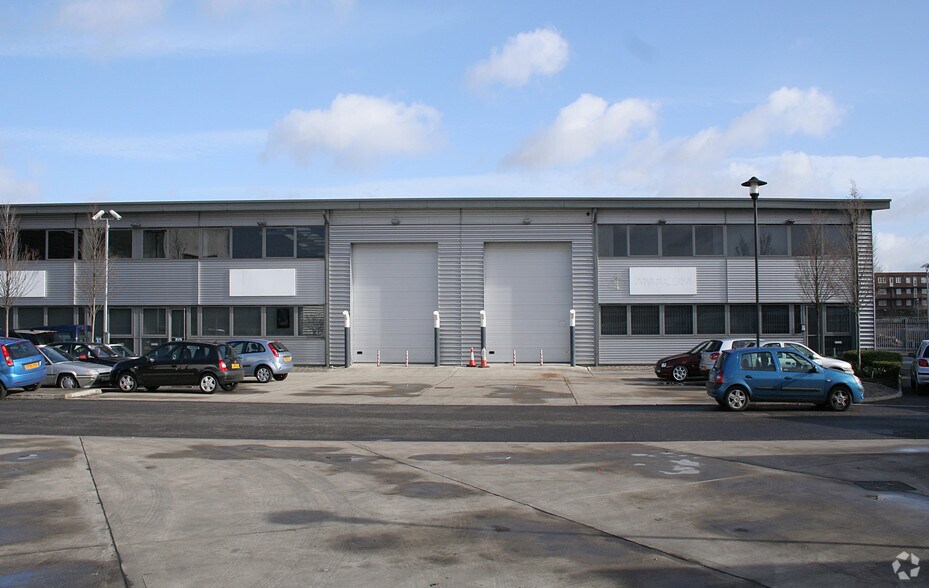 Mansfield Rd, Londres à louer - Photo du bâtiment - Image 2 de 7