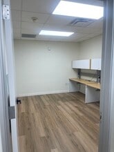 12995 S Cleveland Ave, Fort Myers, FL à louer Photo intérieure- Image 2 de 6