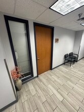 3003 E 3rd Ave, Denver, CO à louer Photo intérieure- Image 1 de 5