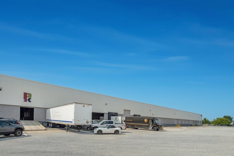 8933-8965 Yellow Brick Rd, Rosedale, MD for lease Primary Photo- Image 1 of 7