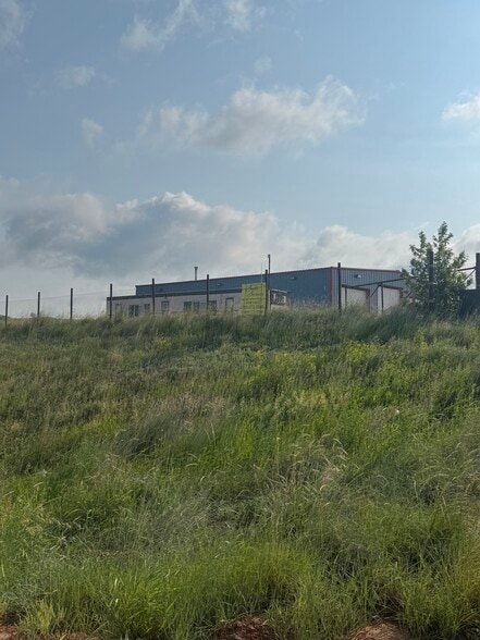 2042 125th Avenue NW Ave, Watford City, ND for sale - Building Photo - Image 2 of 10