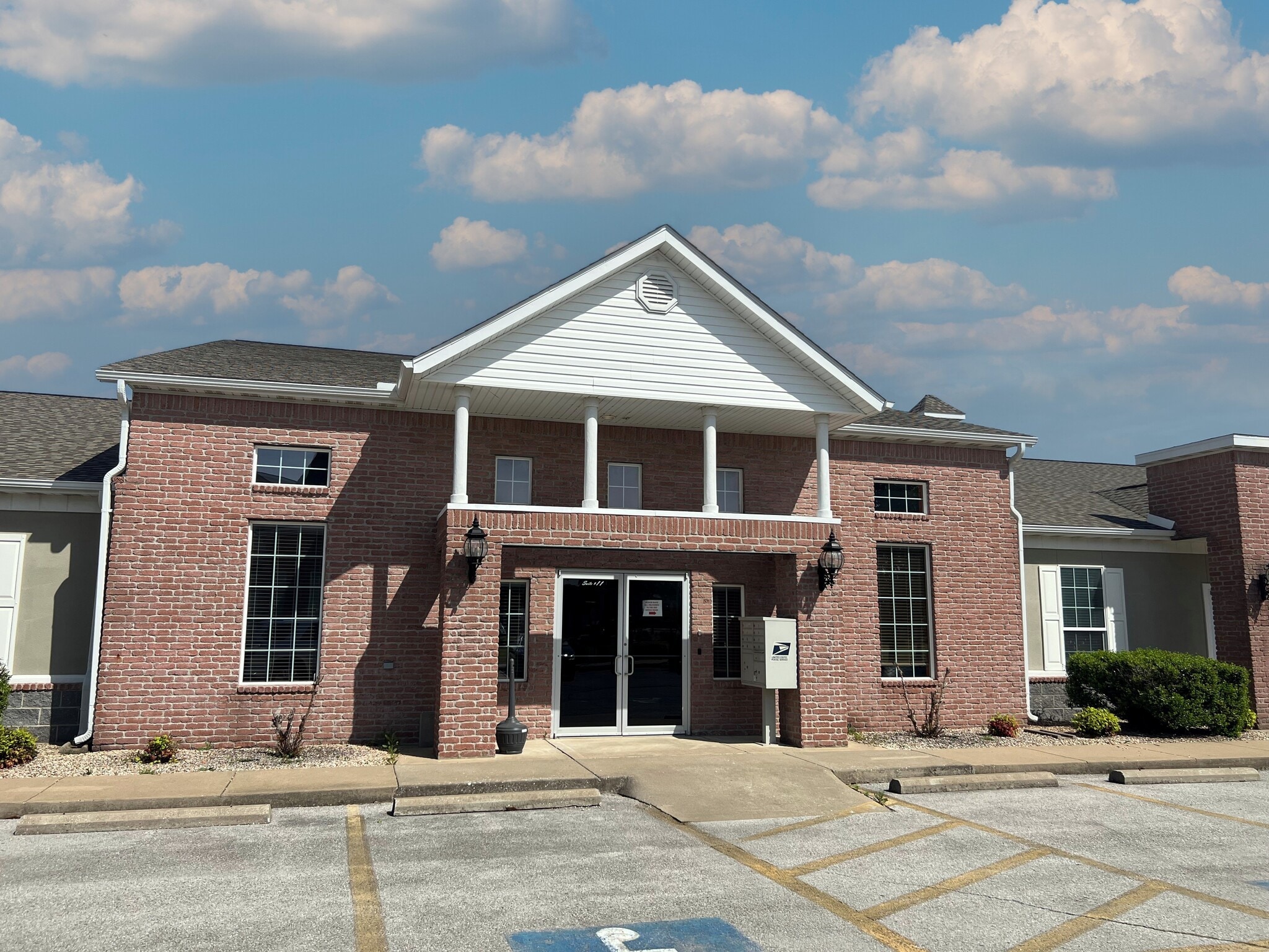 113 SE 22nd St, Bentonville, AR à louer Photo du bâtiment- Image 1 de 4