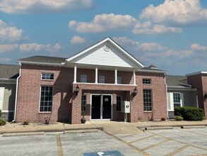 113 SE 22nd St, Bentonville, AR à louer Photo du bâtiment- Image 1 de 4