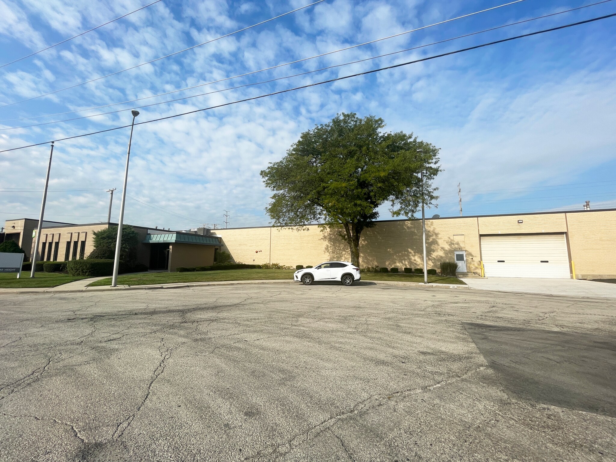 2400 S 27th Ave, Broadview, IL à louer Photo du bâtiment- Image 1 de 13