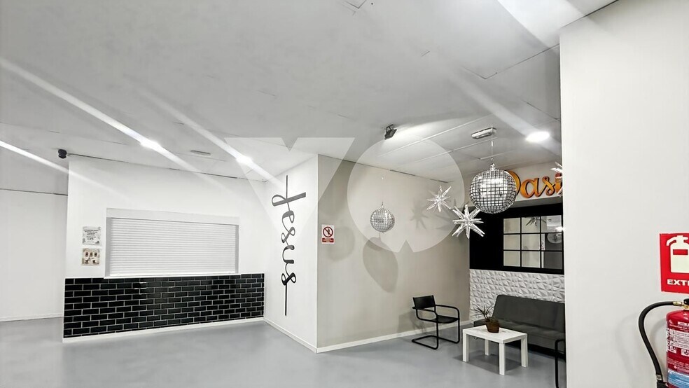 Retail in Madrid, Madrid for sale - Interior Photo - Image 3 of 10
