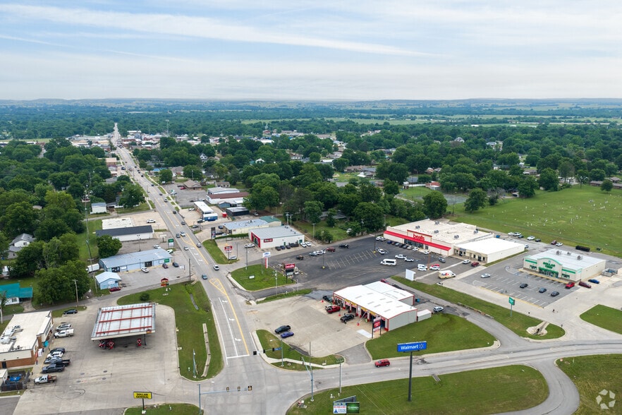 1000 W Gentry Ave, Checotah, OK for sale - Aerial - Image 3 of 4