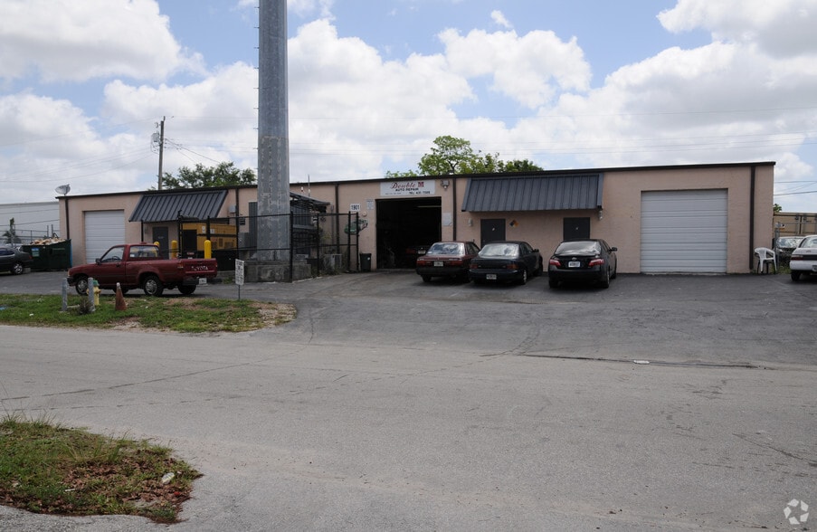 1901 SW 100th Ter, Miramar, FL for lease - Building Photo - Image 3 of 46