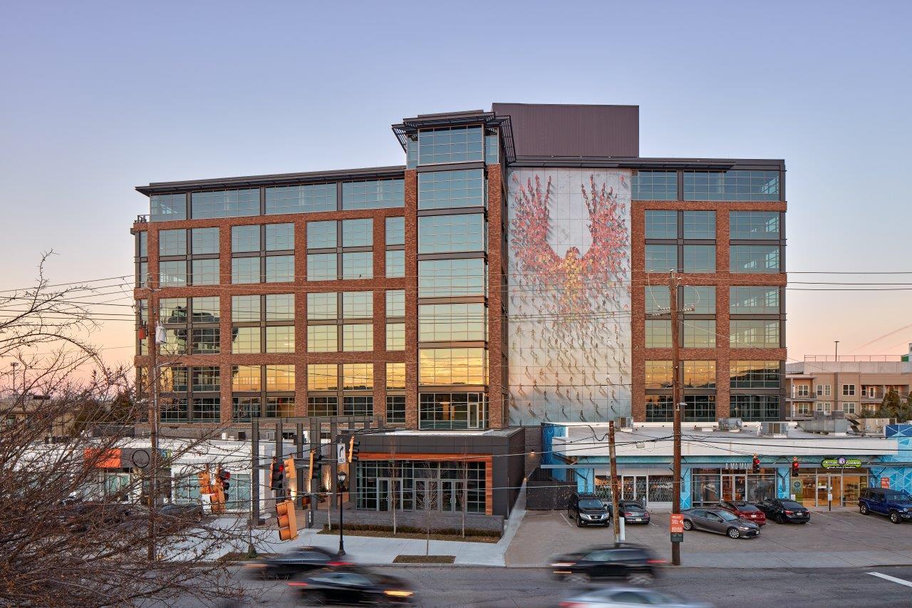 889 Howell Mill Rd, Atlanta, GA à louer Photo du bâtiment- Image 1 de 34