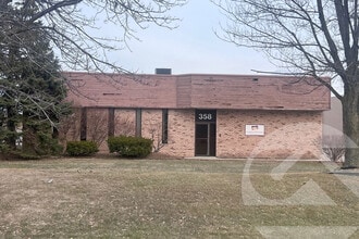 358 Robbins Dr, Troy, MI à vendre Photo du bâtiment- Image 1 de 2
