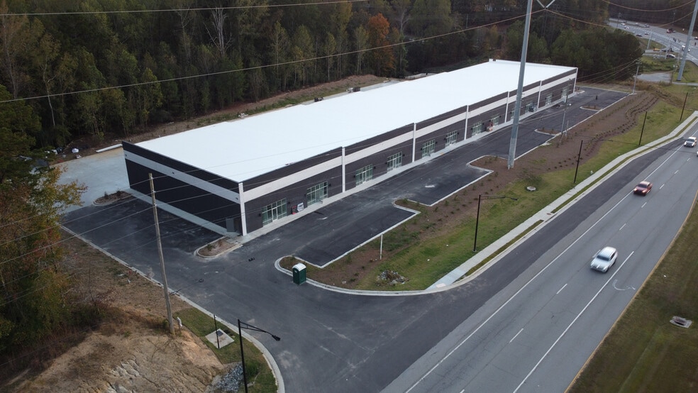 1901 Peachtree Industrial Blvd, Buford, GA for lease - Building Photo - Image 1 of 10