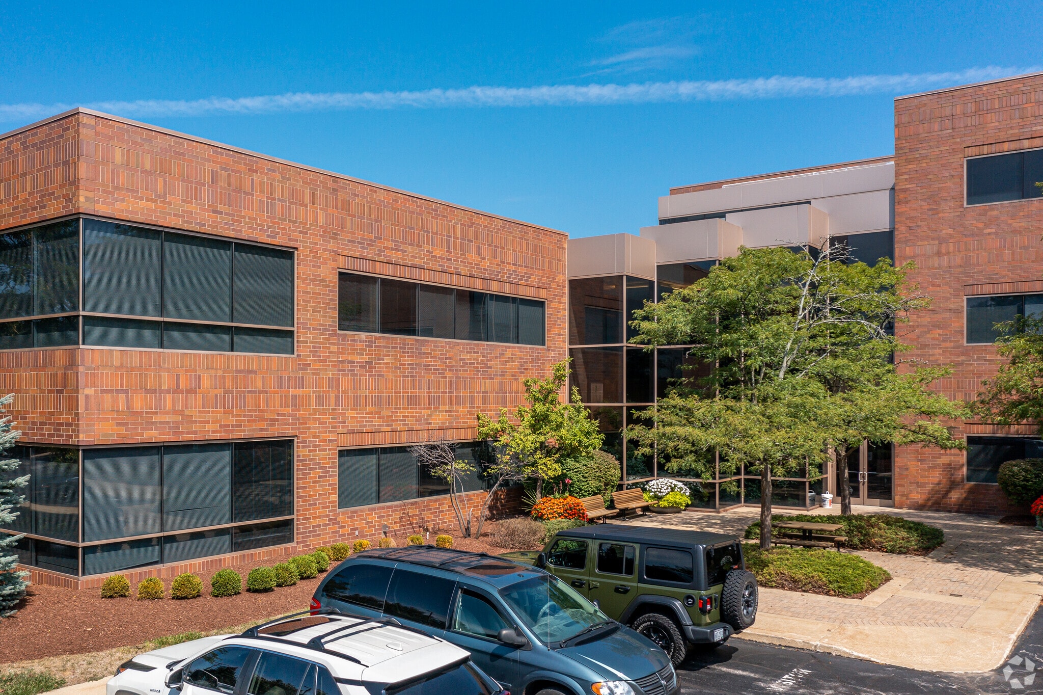 30575 Bainbridge Rd, Solon, OH for lease Building Photo- Image 1 of 15