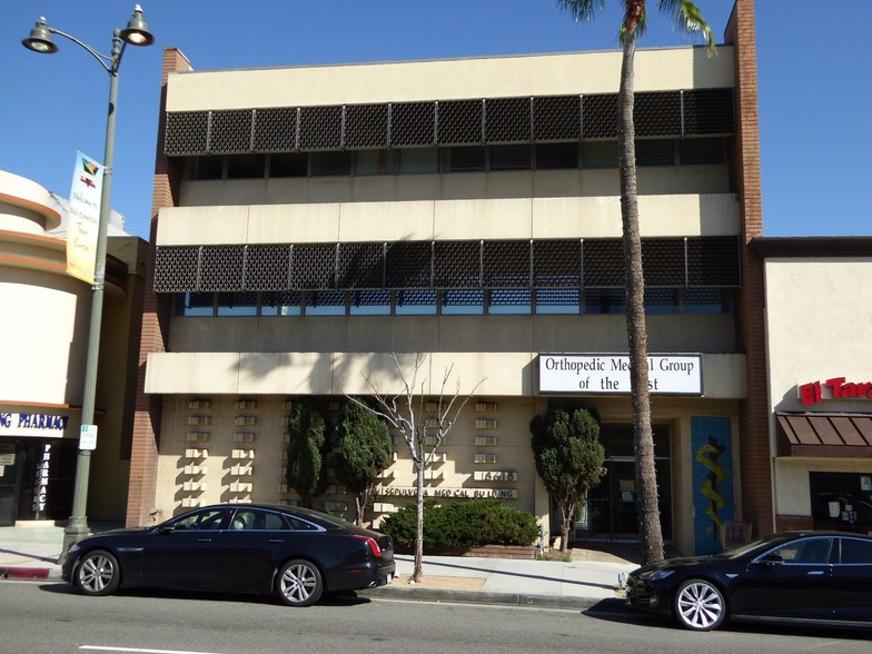 8618 S Sepulveda Blvd, Los Angeles, CA for sale - Building Photo - Image 1 of 1