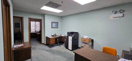 271-285 E Helen Rd, Palatine, IL à louer Photo intérieure- Image 1 de 5